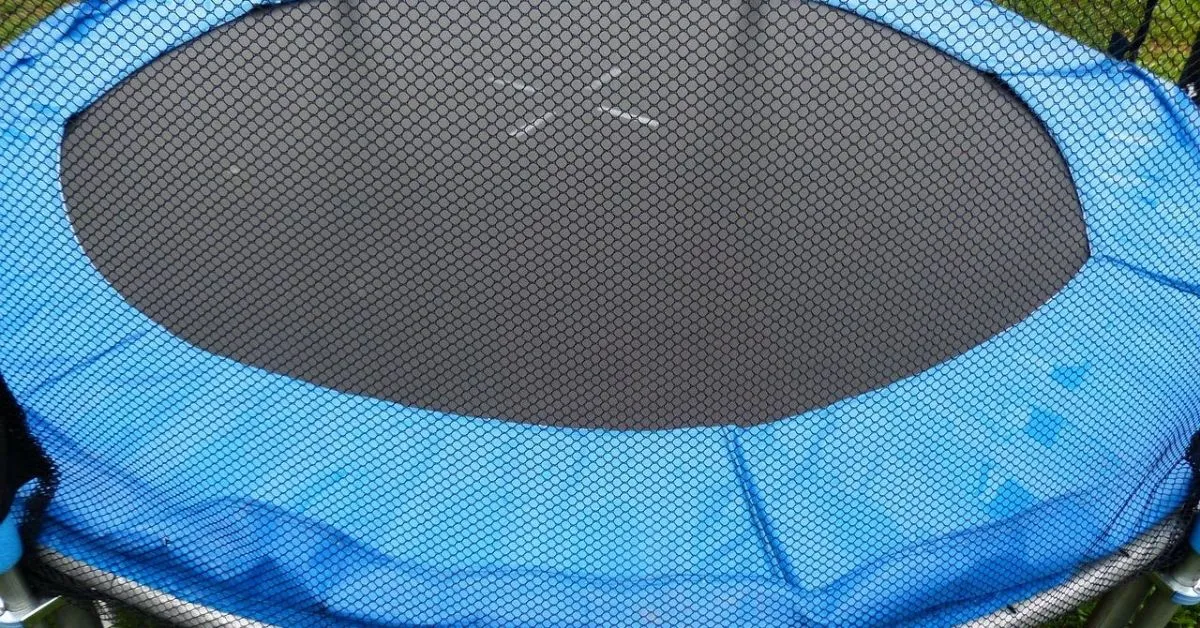 How-To-Fix-a-Trampoline-Net